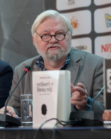 Nikola Stojanovic film director at press conference